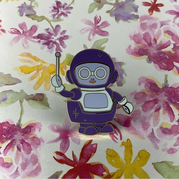 SMRT-1 Robot Walt Disney World 50th Anniversary Disney Pin - Picture 1 of 2
